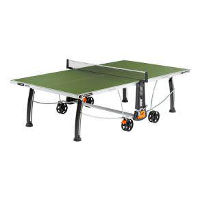 Всепогодный теннисный стол Cornilleau Sport 300 S Crossover Outdoor (зеленый) Всепогодный теннисный стол Cornilleau Sport 300 S Crossover Outdoor (зеленый) Отличный стол на все времена года, обрадует не только любителей но и профессионалов!
Складная конструкция, сложив одну половину, Вы можете тренироваться самостоятельно.
Игровая поверхность: меламиновый полимерный композит 5 мм.
Ширина канта (отбортовки): 50 мм.
Держатели для хранения 4-х ракеток.
Два держателя для 6-и мячей в середине стола.
