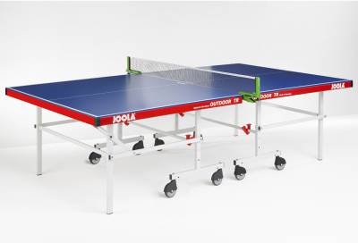 Всепогодный теннисный стол Joola Outdoor TR синий Joola Outdoor TR - всепогодный теннисный стол, благодаря 22 мм толщине стол обладает хорошими игровыми характеристиками.
Удобная система блокировки столешниц позволяет надежно фиксировать столешницы, что делает стол безопасным от самопроизвольного раскладывания стола.​
Материал: 22-мм многослойный алюминиевый композит.
Окантовка из пластикового профиля 50 мм.
Антибликовое покрытие.
Сетка в комплекте не входит.
Размер в игровом положении: 274 х 152,5 х 76 см.
Вес стола: 58 кг.
